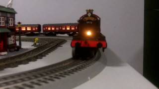 Harry Potter Hogwarts Express  Lionel vs Lego [upl. by Aneekas313]