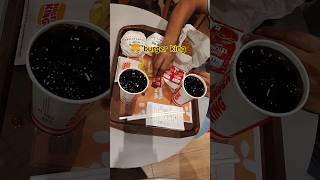 Aaj mai aaya hu burger 🍔 king minivlog nallasopara mcdonalds burgerking burger youtuberlife [upl. by Allcot]