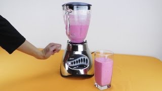 Oster 16 Speed Blender Review and Raspberry Smoothie Recipe [upl. by Karas]