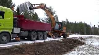 CASE Poclain 1188 ditching with Engcon Tiltrotator [upl. by Coleville]