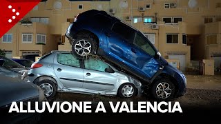 Alluvione catastrofica a Valencia scenario apocalittico per le strade le immagini del disastro [upl. by Abbot]