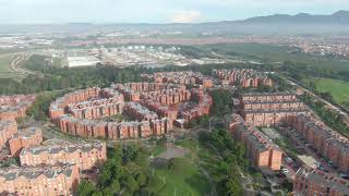 VOLANDO EN DRONE MAVIC 2 ZOOM 4K CIUDADELA COLSUBSIDIO BOGOTA  COLOMBIA [upl. by Buzz]