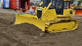 COOL RC DOZER KOMATSU D65 DOZING LIKE THE REAL THING [upl. by Ahsiekal]