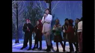 Natalie Cole LIVE  Caroling Caroling amp The Little Boy That Santa Forgot [upl. by Kcoj]