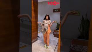 Janhvi Kapoors HILARIOUS transformation from hot dress to night dress 🤣  shorts janhvikapoor [upl. by Notgnirrac]