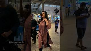 Zareen Khan spotted at airport ✈️ video  dailyupdates2a  tune maari entriyaan song [upl. by Ignacio504]