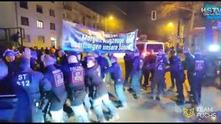 Aufarbeitung Polizist verletzte friedlichen Demonstrant schwer in Magdeburg am 24022024 [upl. by Eelirak]