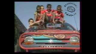 Twingo  Au Pays des Kangourous  VHS 1995 [upl. by Ardnoyek138]