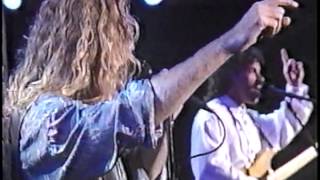 Daryl Hall and John Oates quotStarting all over All Over Againquot live 1991 [upl. by Natika]