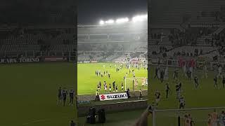 Saluto dei giocatori sotto la Curva torino seriea [upl. by Chiquia]