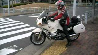 2011 01 03 BMW R1100RS Move away [upl. by Bois291]