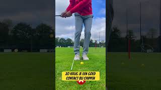 Zo krijg je een goed bal contact bij chippengolfschoolgeldrop golfer golftips golf golfswing [upl. by Nitza]