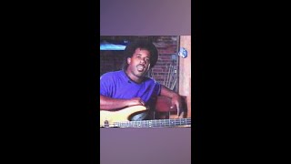 Victor Wootens Super Bass Solo Technique 🥵🔥 victorwooten scottsbasslessons sbl basssolo [upl. by Eintrok349]