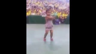 Kid dancing Twerk it like miley song [upl. by Nnad526]