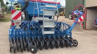 Lemken Solitair 8 amp Zirkon 12300 Combination Drill DampA Kidd LTD wwwdandakiddcouk [upl. by Akeenahs]