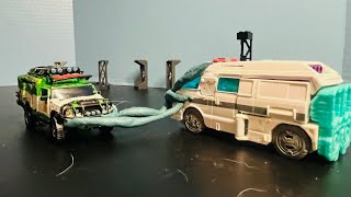 “What if Ratchet Survived” 2  Arrival to Monument Valley  TRANSFORMERS STOP MOTION [upl. by Etom]