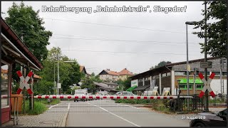 Bahnübergang quotBahnhofstraßequot Siegsdorf  Vollschranken mit lautem Läutewerk und Nebenbahnsignale [upl. by Eiramyma]