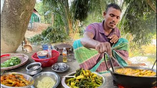 ময়মনসিংহের ঐতিহ্যবাহী রান্না দেশি মাছ দিয়ে মুলা শাকের চচ্চড়ি ও পাঙ্গাস মাছ ভাজি food cooking [upl. by Nalrah]