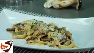 Pasta ai funghi porcini o champignon  primi piatti pasta with mushrooms recipe [upl. by Harness371]