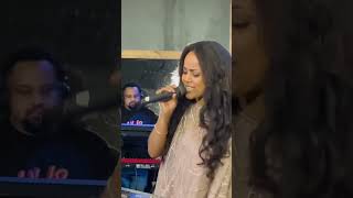 ከጨለማው መሀል ታየኝ ወጋገኑ አስቴር አበበAster abebe live worship new album vol2 newalbum2024 [upl. by Eelloh643]