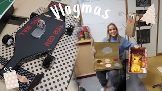 VLOGMAS 4🎄 Surprises in groep 8 amp sinterklaas vieren met dobbelen 🎁❤️  Janette [upl. by Myna]