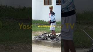 El cambiazo dela moto 🏍️ 😂😂entretenimiento reelsviralシ viral parati shorts [upl. by Bolitho]