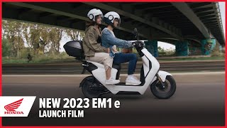 2023 EM1 e Electric Scooter [upl. by Maitilde]