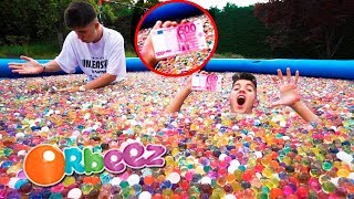 ENCUENTRA 500€ en 14 MILLONES DE ORBEEZ DENTRO de UNA PISCINA GIGANTE  NIVEL DIOS Logan G [upl. by Gerladina]