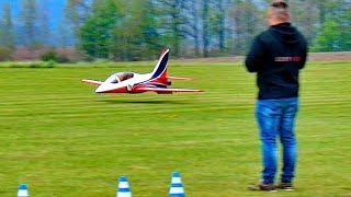 EXTREMELY FAST STUNNING AEROBATICS WITH TURBINE MODEL VIPERJET  INCREDIBLE FLIGHT WITH LOW PASS [upl. by Jeritah358]