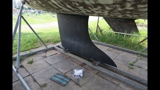 The antifouling project 36  keel rust treatment and 4 coats of epoxy primer [upl. by Puri898]