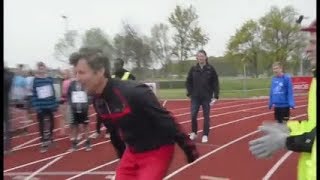 Kronprins Frederik hepper på skoleOLbørn i Korsør [upl. by Ruffi651]