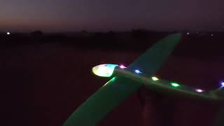 Avião Planador com Leds voaando à noite Glider Plane with LEDs flying at night [upl. by Nivri666]