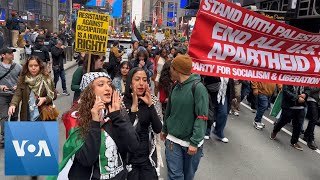 New York City Hundreds Attend proIsrael and proPalestinian Protests  VOA News [upl. by Lefkowitz817]