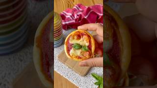 Pizzette di sfoglia ricette antipasto pizza pizzalover vegetariano ricettefacili ricetta yum [upl. by Rider698]