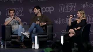 Dom Sherwood Talks About His American Accent  OZ ComicCon 2018 [upl. by Hgielrebmik]