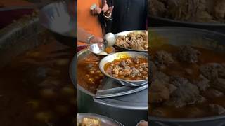 Most Famous Channay in Lahore streetfood muttonchanay saleembutt [upl. by Hemphill480]