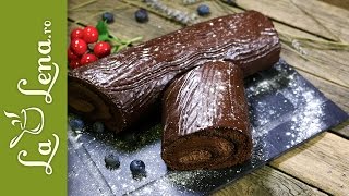 Rulada cu ciocolata  Buche de Noel [upl. by Nohsauq]