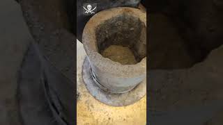 Gold smelting اذابة الذهب في المنزل باستخدام جهاز تذويب المعادن [upl. by Rebeca]