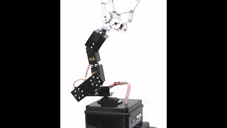 ROBOT ARM CONTROLLATO DA PC E JOYSTICK [upl. by Reivilo]