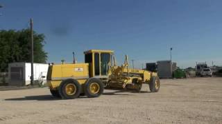 1998 Galion 830B Motor Grader [upl. by Gorlin343]