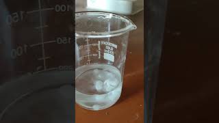 Oxalic acid reaction with NaOH ytshorts organicchemistry chemistryfun science [upl. by Primavera]