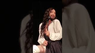 Conchita Wurst  FÜR MICH SOLLS ROTE ROSEN REGNEN  Acustic Set  Toscana Park Gmunden 23052024 [upl. by Eneles]