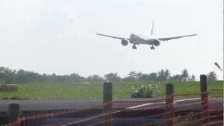 B777300ER Air France Landing in Martinique  TFFF [upl. by Edlitam]