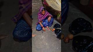 Aarti ji ke liye anar kaat rahe hai chhotuaarti funny shortvideos youtubeshorts viralvideos [upl. by Kamat752]