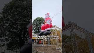 Pouso Alegre amanhece com Papai Noel gigante no centro [upl. by Ened]