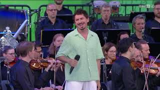 SCHLAFWANDLER mit den Wiener Symphonikern  Julian le Play [upl. by Renny84]