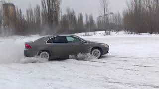 Volvo S80 V8 AWD winter snow drift [upl. by Ellivnarg]