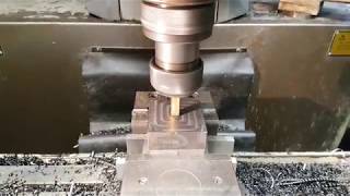 Bridgeport Interact 1 MK2 Heidenhain TNC 155 CNC [upl. by Home]