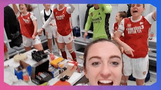 VLOG  Hair cuts amp three big points against Man Utd ⚽  Lisa Evans amp Vivianne Miedema [upl. by Latterll]