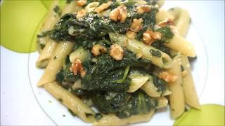 PASTA CON SPINACI GORGONZOLA E NOCI [upl. by Joliet751]